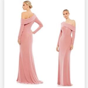 Mac Duggal Ieena 26595 One Shoulder Long Sleeve Jersey Gown size 2 NWT pink